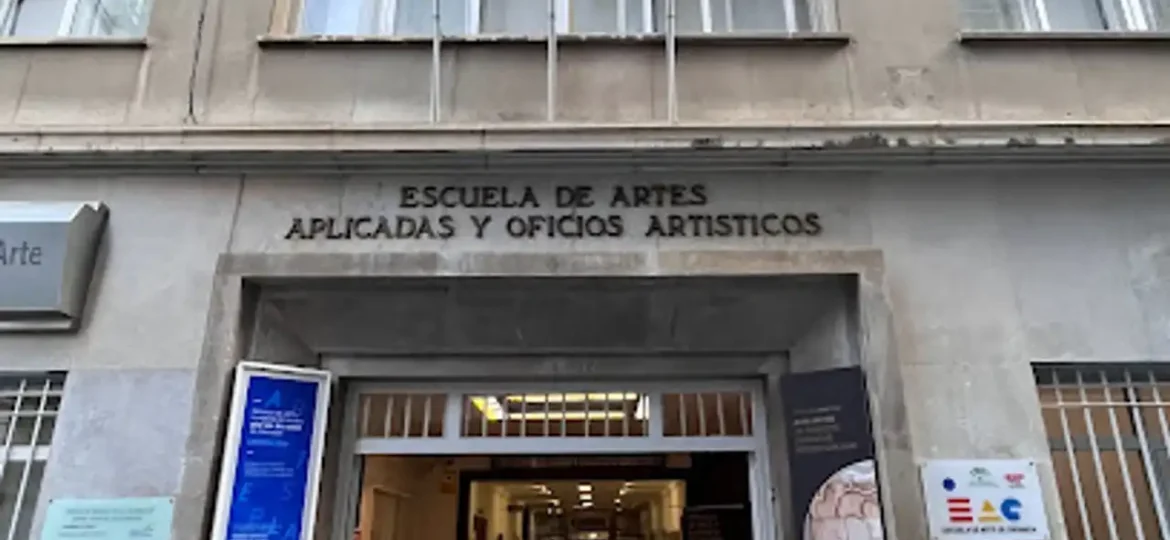 Escuela-de-Arte-Jose-Val-del-Omar-de-Granada