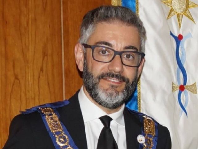 Antonio-Pelaez-Gran-Maestre-Provincial-La-Logia-2454551562